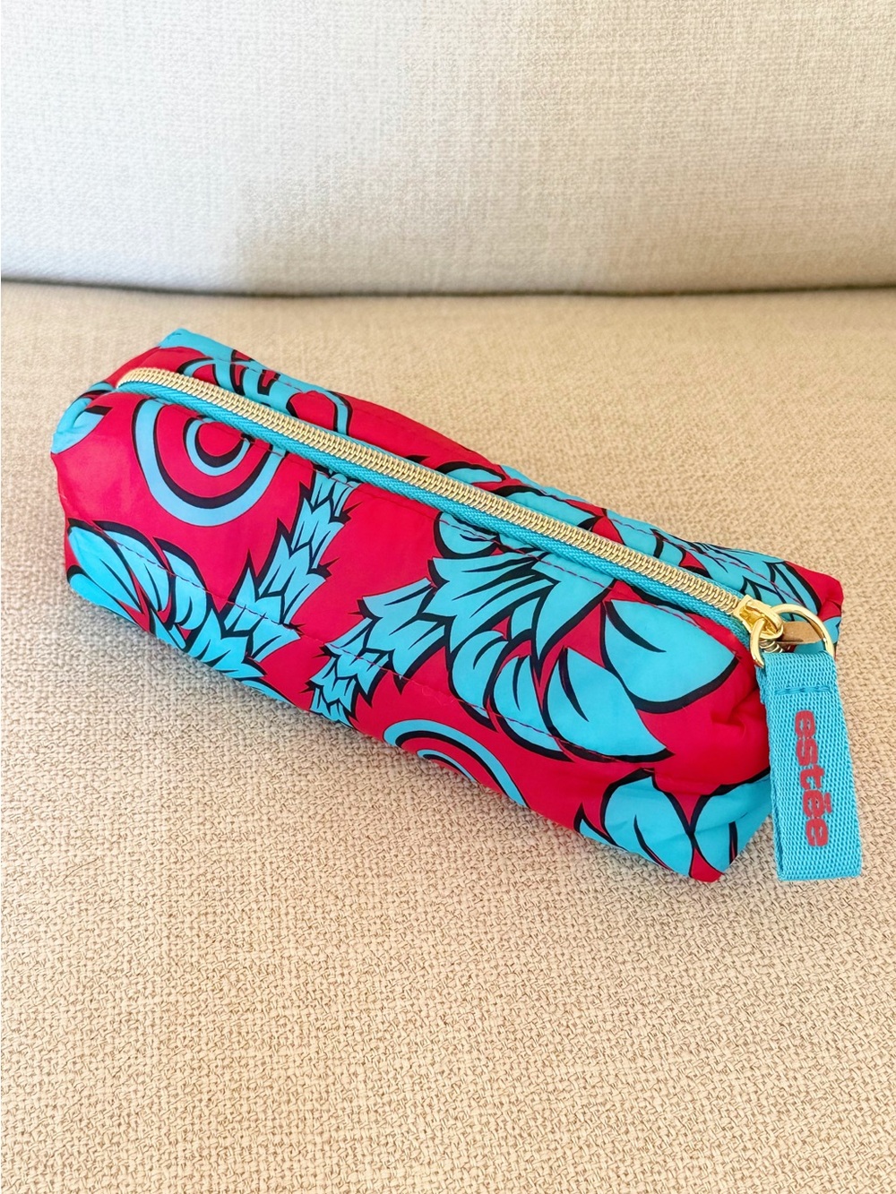 💋Estée Lauder Red and Turquoise Floral Cosmetic Pouch